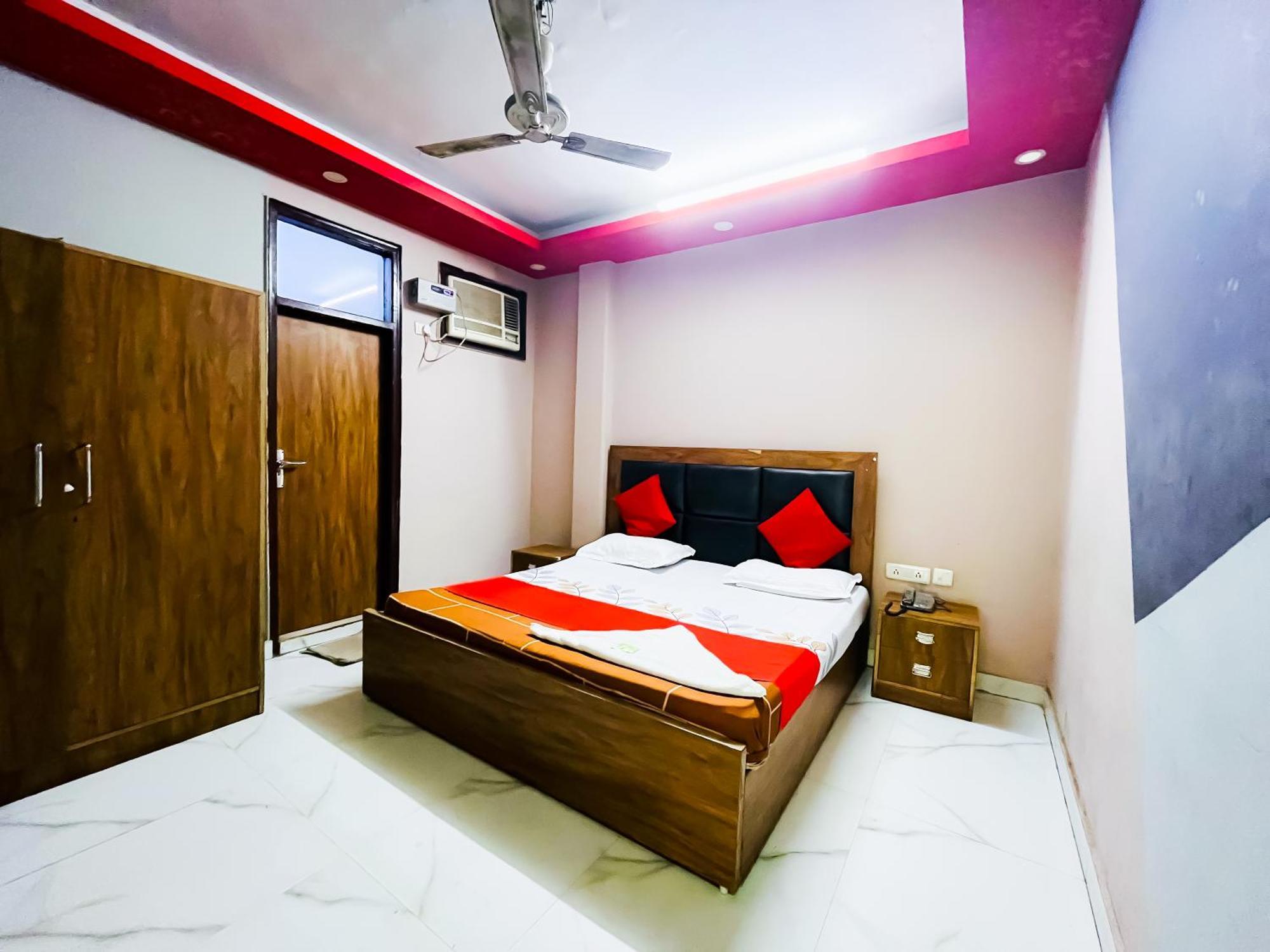 hotel classic hazrat nizamuddin